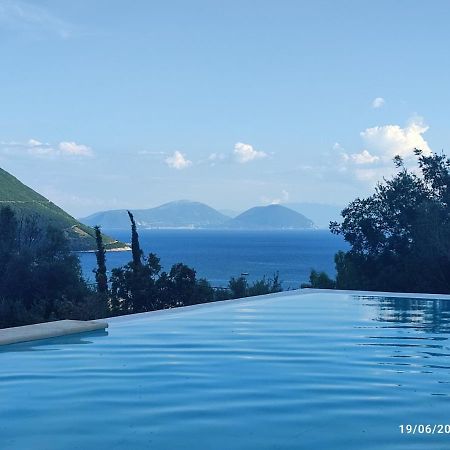 Calionas Suites Vasilikí Exteriör bild