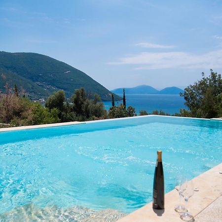 Calionas Suites Vasilikí Exteriör bild